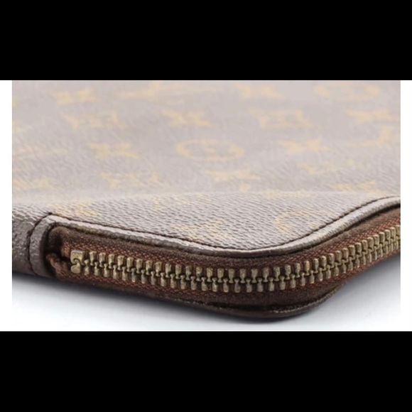 Louis Vuitton Tablets & Accessories Louis Vuitton Pouch For Loptop